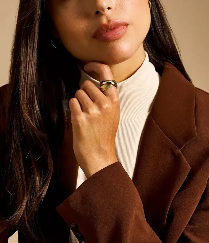 Bague Harlow à maillons entrelacés en acier inoxydable doré