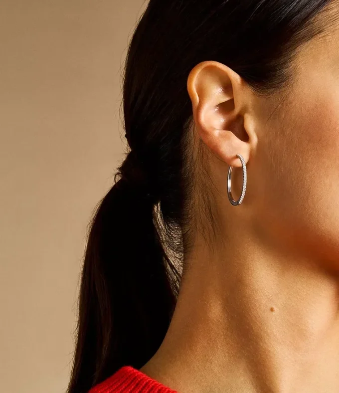 Boucles d&rsquo;oreilles créoles Ellis Pavé Glitz en laiton argenté