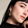 Boucles d’oreilles pendantes Arden Watch Links en acier inoxydable doré Boucles d’oreilles pendantes Arden Watch Links en acier inoxydable doré