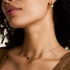 Boucles d’oreilles pendantes en forme de cœur en acier inoxydable doré Sadie All My Love Boucles d’oreilles pendantes en forme de cœur en acier inoxydable doré Sadie All My Love