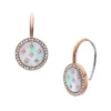 Boucles d’oreilles pendantes Merrit Classic en acier inoxydable doré à l’or rose et nacre Boucles d’oreilles pendantes Merrit Classic en acier inoxydable doré à l’or rose et nacre