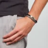 Bracelet double rang Ellis en nylon noir et acier inoxydable Bracelet double rang Ellis en nylon noir et acier inoxydable