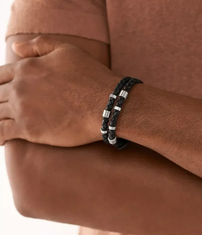 Bracelet en cuir noir Bronson Leather Essentials Bracelet en cuir noir Bronson Leather Essentials