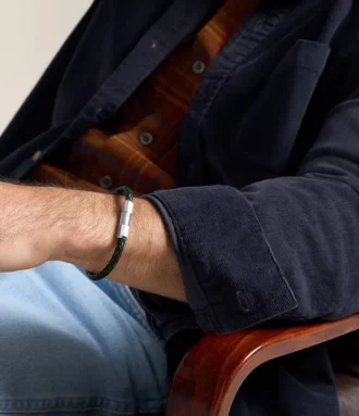 Bracelet à maillons en cuir texturé et acier inoxydable