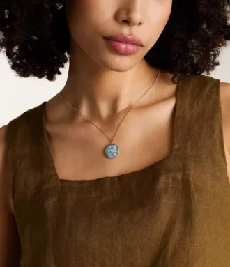 Collier Cancer Sutton Zodiac en acier inoxydable doré avec pendentif en nacre noire