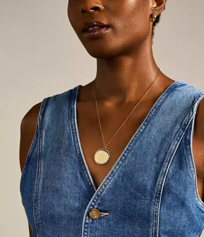 Collier pendentif Ellis en acier inoxydable doré Collier pendentif Ellis en acier inoxydable doré