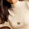 Collier pendentif en acier inoxydable doré de la collection Sutton Butterfly Collier pendentif en acier inoxydable doré de la collection Sutton Butterfly