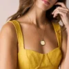 Collier pendentif Harlow en acier inoxydable doré Collier pendentif Harlow en acier inoxydable doré