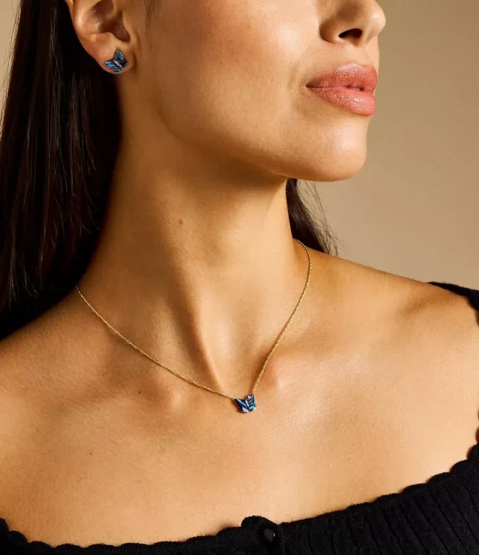 Collier Sutton avec pendentif papillon multicolore en abalone