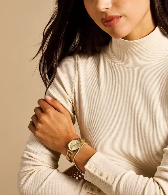 Ensemble montre et bracelet Carlie à trois aiguilles en acier inoxydable doré
