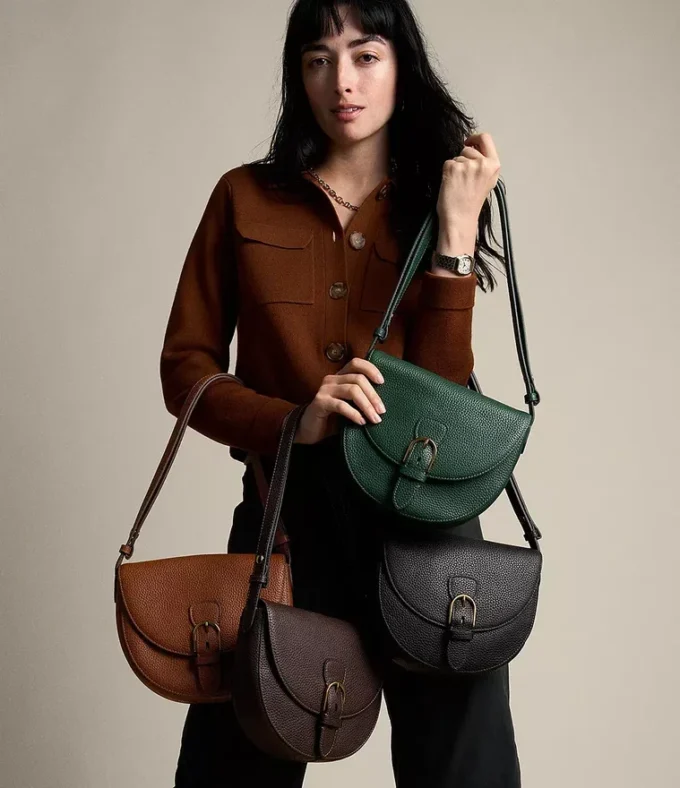 Grand sac à bandoulière à rabat en cuir Everleigh