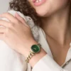 Montre Carlie à trois aiguilles en acier inoxydable doré Montre Carlie à trois aiguilles en acier inoxydable doré