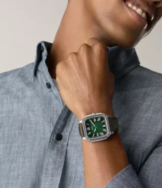 Montre Crosby à trois aiguilles en cuir marron