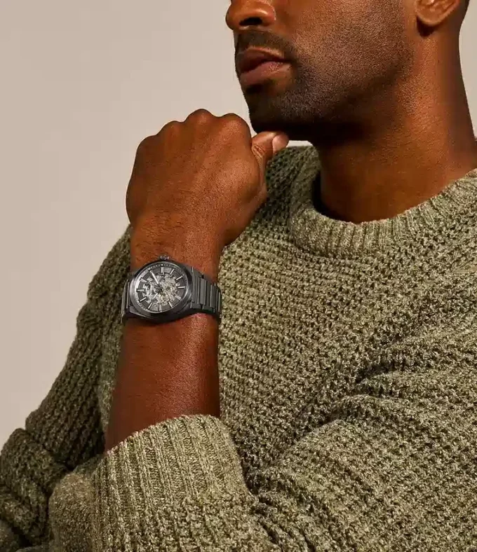 Montre Everett automatique en acier inoxydable fumé Montre Everett automatique en acier inoxydable fumé