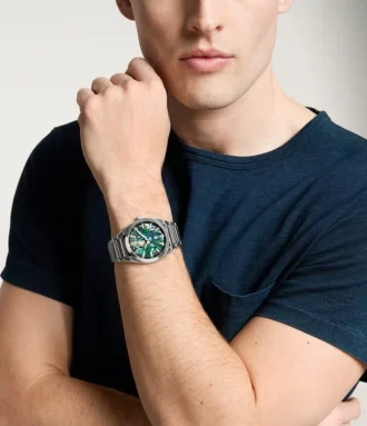 Montre Everett à trois aiguilles et date en acier inoxydable