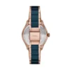 Montre Gilmore à trois aiguilles avec date, couleur or rose et céramique bleu marine Montre Gilmore à trois aiguilles avec date, couleur or rose et céramique bleu marine