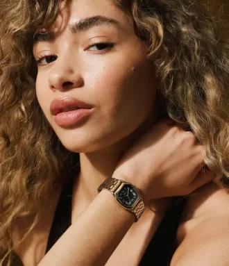 Montre Harlow à trois aiguilles en acier inoxydable doré
