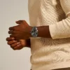 Montre minimaliste à trois aiguilles en acier inoxydable fumé Montre minimaliste à trois aiguilles en acier inoxydable fumé