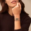 Montre Raquel à trois aiguilles avec date, en acier inoxydable doré rose Montre Raquel à trois aiguilles avec date, en acier inoxydable doré rose