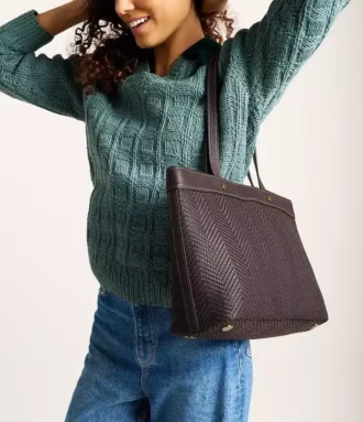 sac fourre tout tiss jessie 2 330x383 - Sac fourre-tout tiss&eacute; Jessie